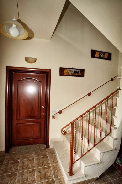 Traditional Apartments Tsikrikonis Mirtofiton Exterior photo